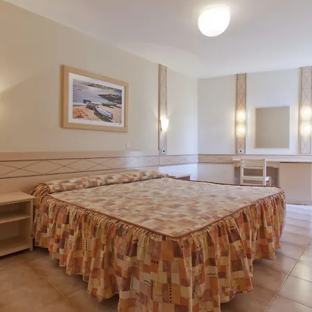 Apartahotel Alborada Ocean Club 3*